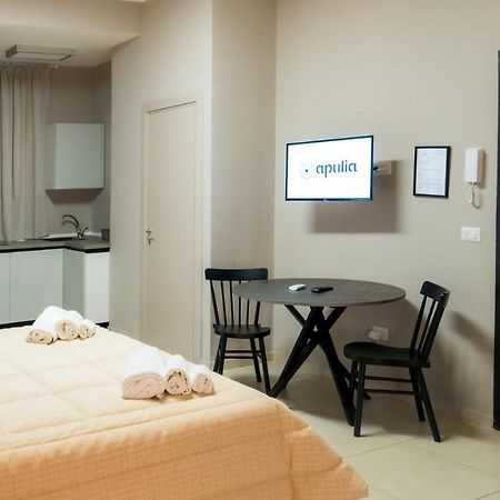 Dante 3 Guesthouse By Apulia Accommodation Барі Екстер'єр фото